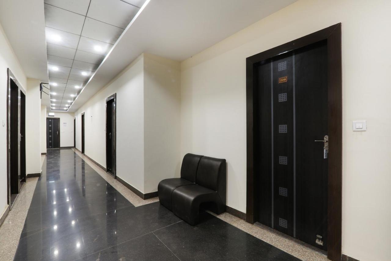 Oyo Flagship Krishna Regency Near Chaudhary Charan Singh International Airport Hotel Bijnaur Екстериор снимка