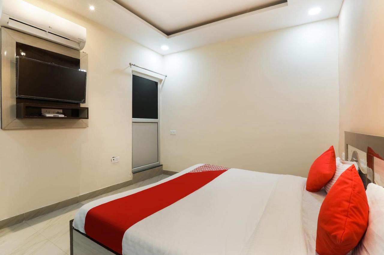 Oyo Flagship Krishna Regency Near Chaudhary Charan Singh International Airport Hotel Bijnaur Екстериор снимка
