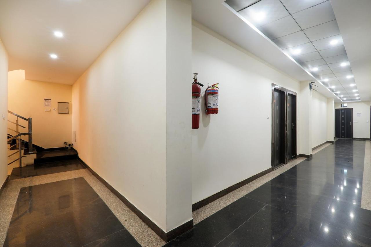 Oyo Flagship Krishna Regency Near Chaudhary Charan Singh International Airport Hotel Bijnaur Екстериор снимка