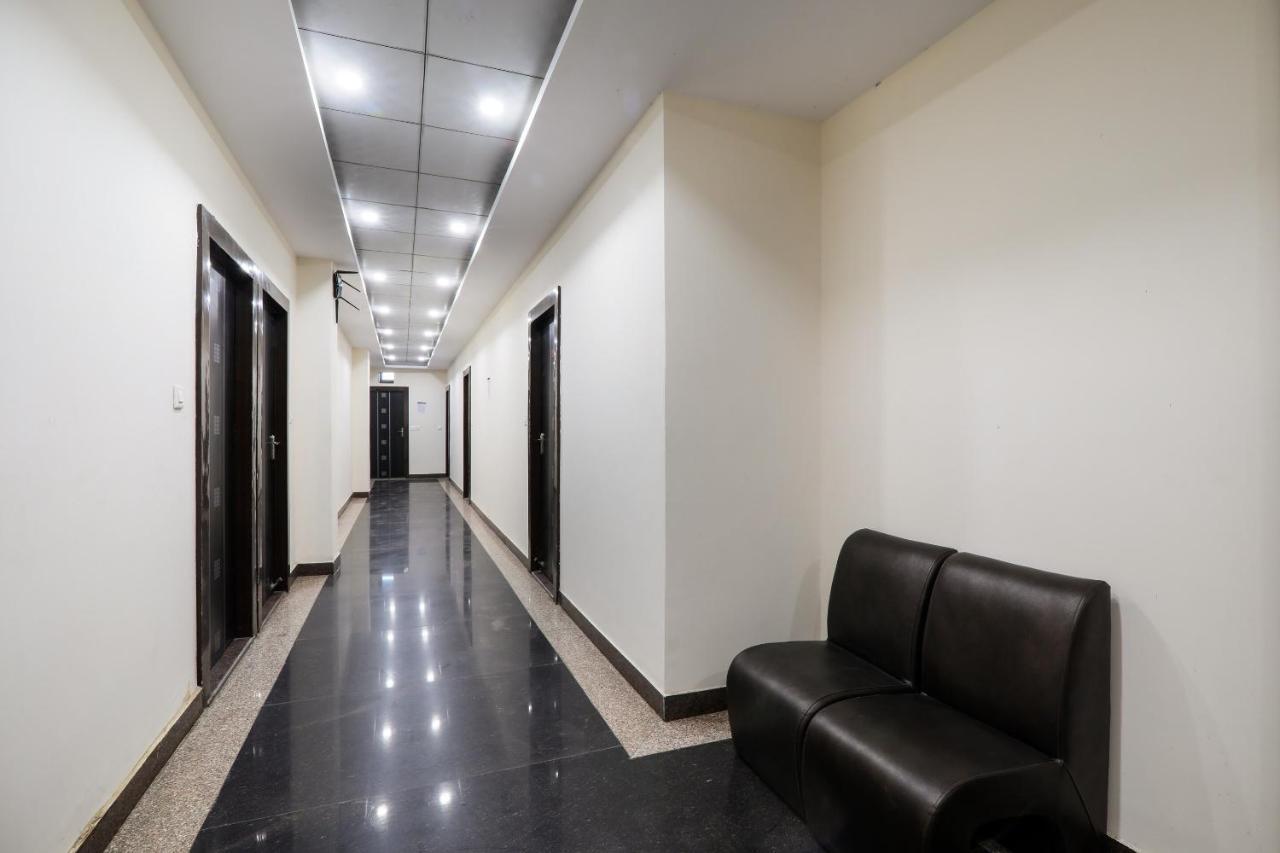Oyo Flagship Krishna Regency Near Chaudhary Charan Singh International Airport Hotel Bijnaur Екстериор снимка