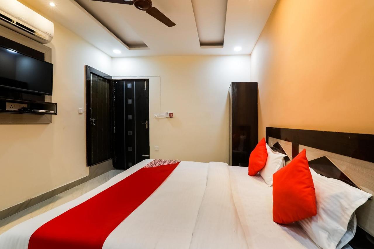 Oyo Flagship Krishna Regency Near Chaudhary Charan Singh International Airport Hotel Bijnaur Екстериор снимка